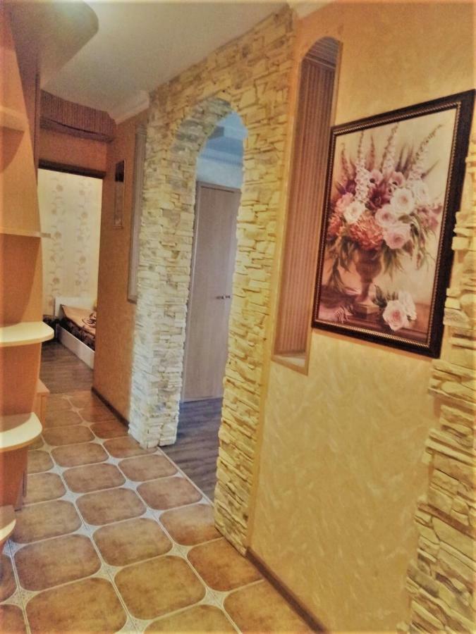 Семейные Апартаменты В Новом Районе У Софиевского Парка Umanʼ Exterior foto